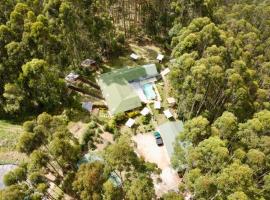 BAMOT Eco-hotel，位于巴尔博萨的酒店