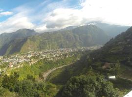 Eye Ecuador Volcano View，位于巴尼奥斯的山林小屋