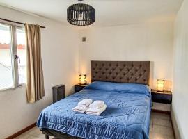 Refugio acogedor con parking，位于圣卡洛斯-德巴里洛切的酒店