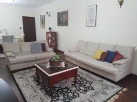 Apartamento Gonzaga Santos