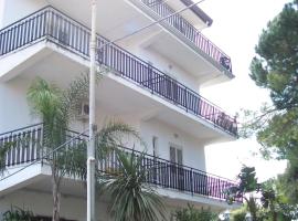 圣安东尼奥别墅酒店，位于贾迪尼-纳克索斯的酒店