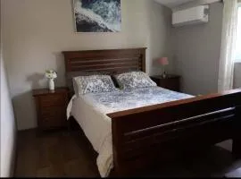 Roomy rosegarden flat in Roselands