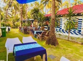 Garden Aroma Palolem, Beachside Hostel & Cafe Bar，位于帕罗林的酒店