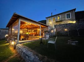 Gerofotis Traditional Guesthouse est 1892 - Close to Aigio, Akoli, Selianitika，位于拉卡的酒店