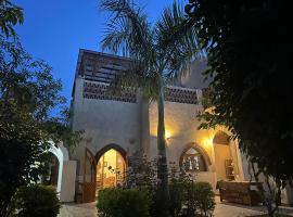Sheherazade Hotel Nile Villa，位于卢克索的宠物友好酒店