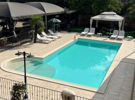 AGRITURISMO I CAMINI，位于莱尼的酒店