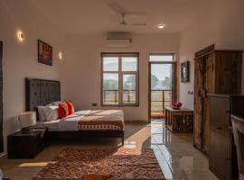 Aranyavas Nature Retreat, Jaipur，位于斋浦尔的酒店