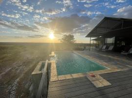 Aloegrove Safari Lodge，位于奥奇瓦龙戈的酒店