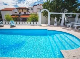 Stunning Apartment In Kampor With Sauna