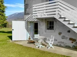 2 Bedroom Amazing Home In Cusy