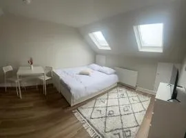 Lovely Studio