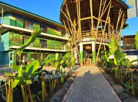 Bonding Coffee Roaster Café & Hotel，位于奎波斯城的酒店