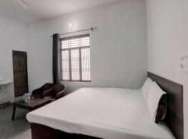 Hotel O Home Sweet Dreams，位于莫拉达巴德的酒店