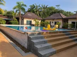 Thip Siam Village
