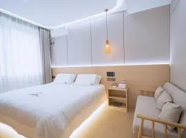 沐光小院智慧酒店