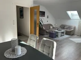 Wohnung möbliert