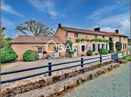 La Gondromière 79140 CERIZAY，位于Cerizay的酒店
