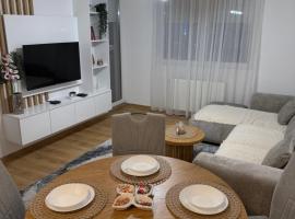 Smart Apartmani，位于克鲁舍瓦茨的酒店
