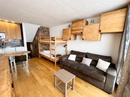 Studio cosy entrée les Evons Résidence Le BRELIN，位于圣马丁德贝尔维尔的酒店