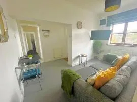 Hillside Retreat in Medway