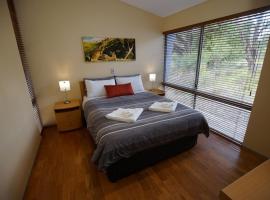 Southern Ocean Retreats - Deep Creek National Park，位于Delamere的酒店