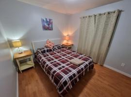 Guest House Near White Rock Beach，位于萨里的酒店