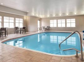 堪萨斯城独立莱斯登旅馆，位于独立城的酒店