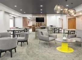 塔尔萨万豪春季山丘套房酒店