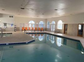 La Quinta Inn & Suites by Wyndham Safford Copper Valley，位于Safford的酒店