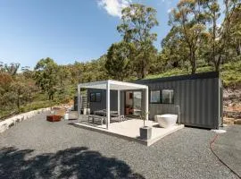 Bracken Retreat - Hobart