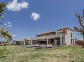 North Coast Luxury Golf Villa - Mont Choisy
