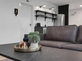 Spacious 3Bedroom Apartment on Rainbow Street