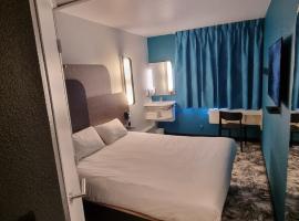 B&B HOTEL Cannes Mouans Sartoux，位于穆昂萨尔图的酒店