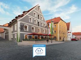 Sperber Bräu - 3-Sterne-Superior Hotel mit Gasthof und eigener Brauerei - kein Ruhetag，位于苏尔茨巴赫-罗森贝格的酒店