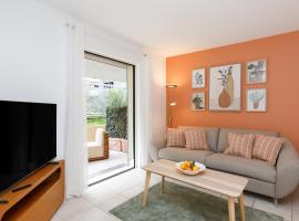 C&ocirc;t&eacute; Croisette LUXE - 2BdR 2 bthR 2 toilets -Terrace, AC, parking & lift，位于戛纳的酒店