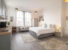 Host & Stay - Harbour Point