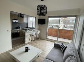 AZUR Bel appartement côté mer !，位于滨海维莱的酒店