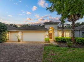Nocatee Retreat with Fenced Yard & Lanai，位于Sampson的酒店