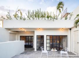 Casa Lumos - Minimalist Comfort Suites in Centro Historico，位于瓦哈卡市的酒店