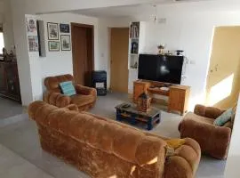 Rustic Villa with Pool Sleeps 6 & Terrace