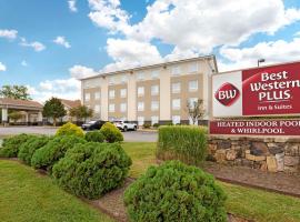 Best Western Plus Crossroads Inn & Suites