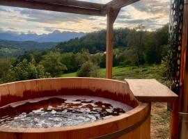 Cottage du Valier avec bain nordique，位于Soulan的酒店