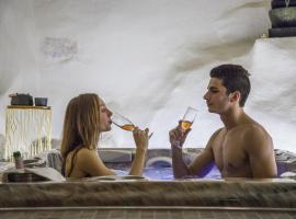 Love Room avec Spa Privatif Monaco，位于罗克布吕讷-卡普马丹的酒店