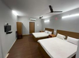 Raj Park Residency，位于Tiruvallūr的酒店