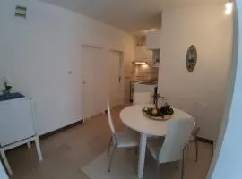 Apartment in Jelsa with terrace, air conditioning, Wi-Fi 4440-2