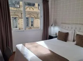 阿尔韦亚尔酒店