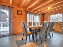 Chalet Moderne 91m² à Morzine, Proche Navettes et Remontées, Quartier Calme - FR-1-524-22，位于莫尔济讷的酒店