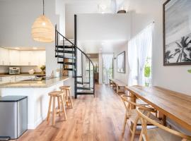 The Drifter - North Shore Loft - Relaxed Luxury，位于卡胡库的酒店