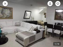 Casa confortável 3 suítes em Santos，位于桑托斯的酒店