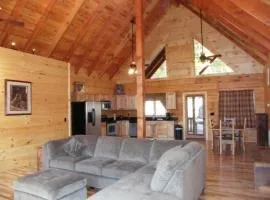 Holiday mountain log cabin